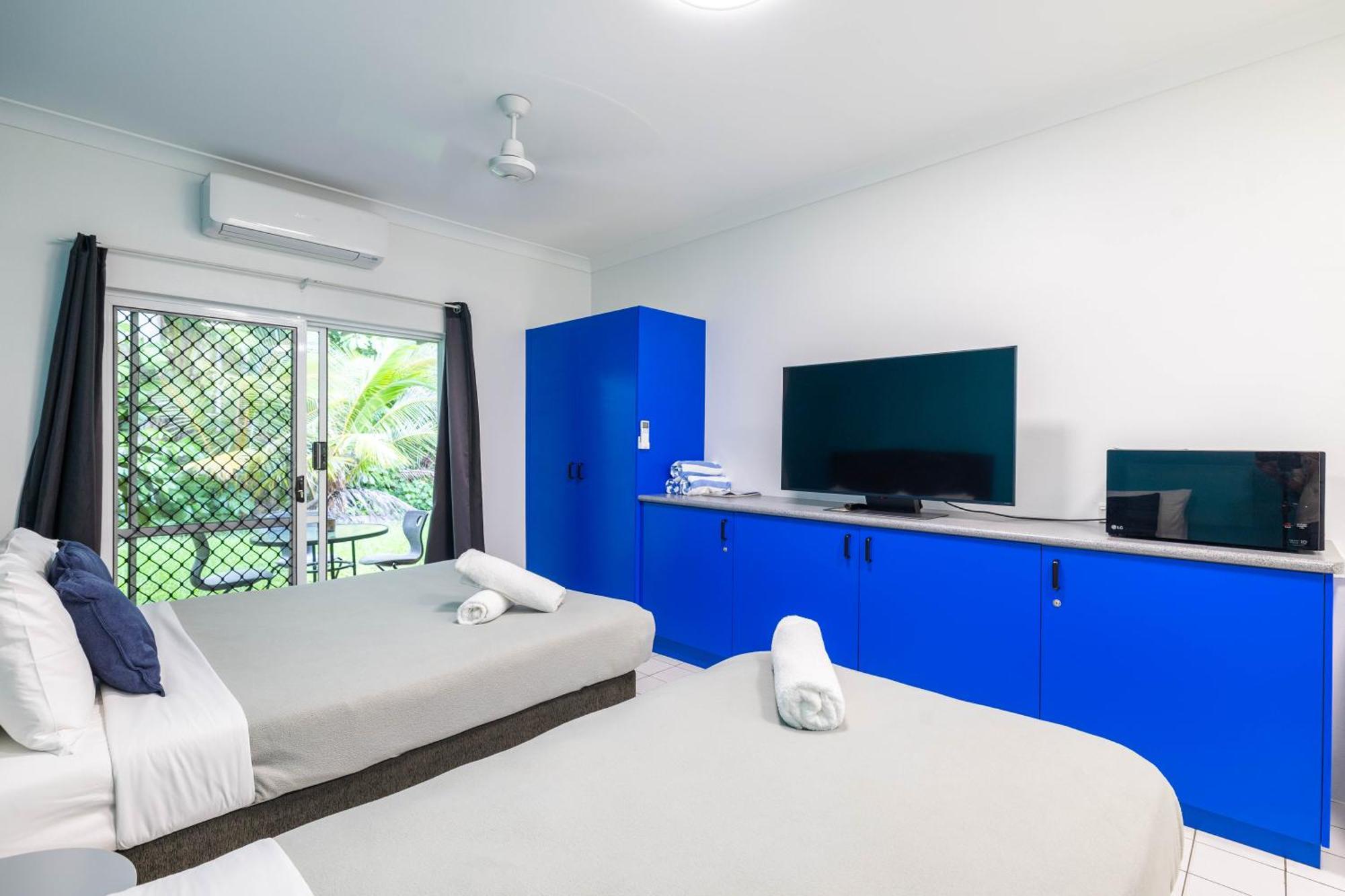 Coral Beach Lodge พอร์ตดักกลาส ภายนอก รูปภาพ